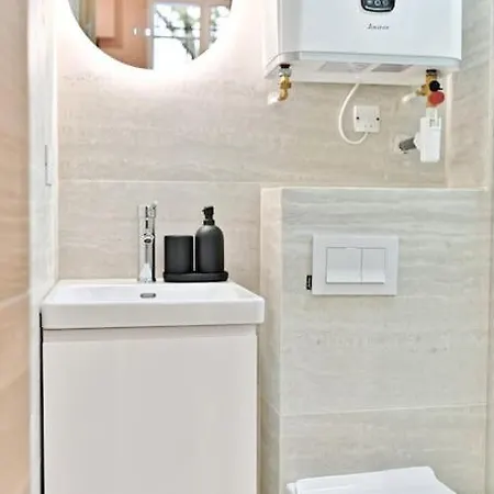 Apartman Petit Confortable & Tranquille 17eme *