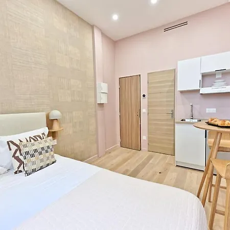 Apartman Petit Confortable & Tranquille 17eme