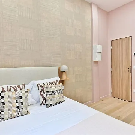 Petit Confortable & Tranquille 17eme Apartman Párizs